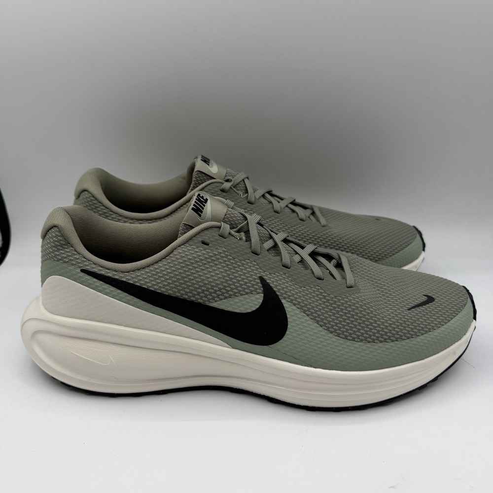 Nike‎ Revolution 8 Running Shoes Men's Sz 9 Army Green/Black Sneakers HJ9198-300